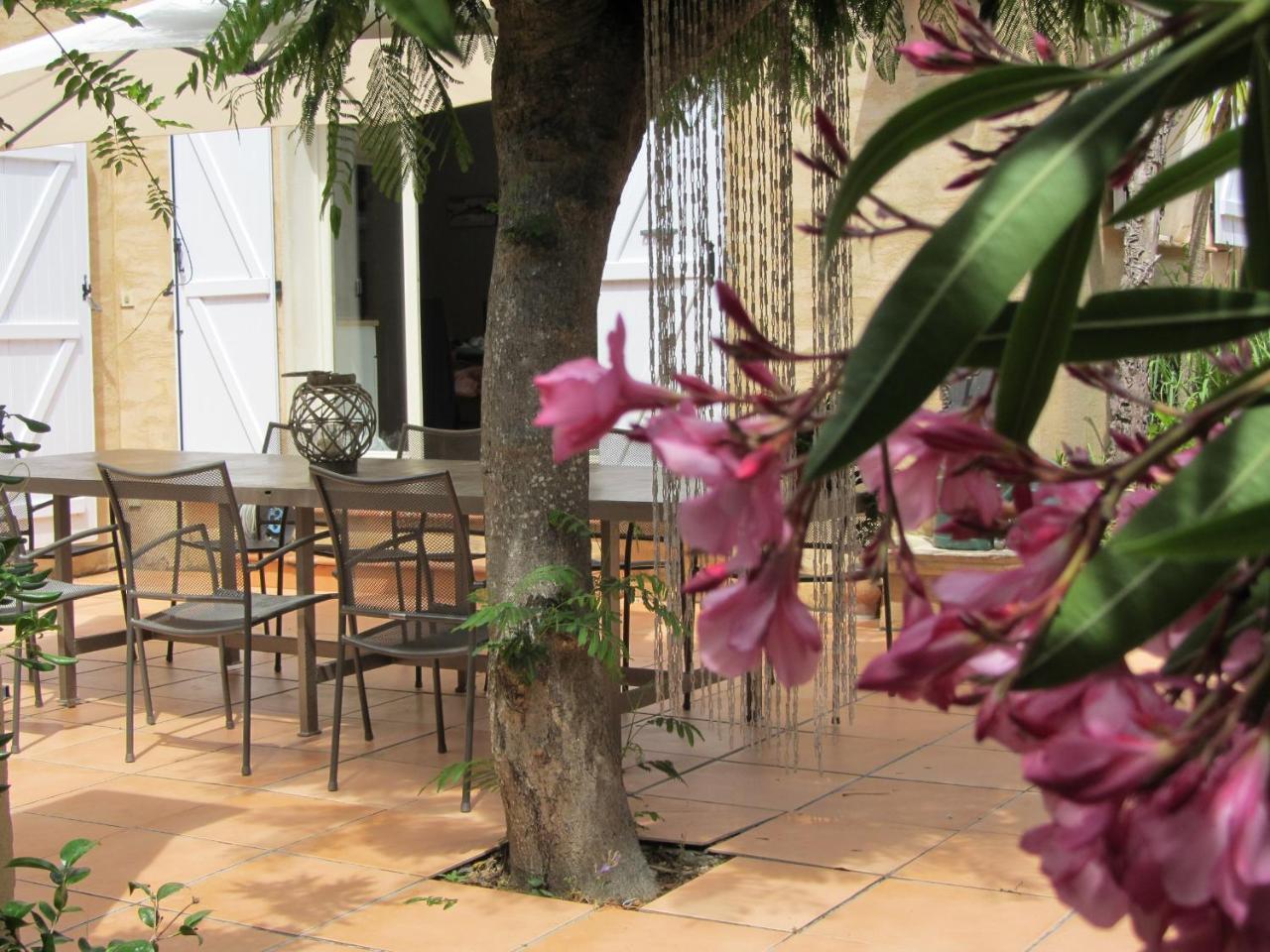 Villa Batelo Six-Fours-les-Plages Exterior photo